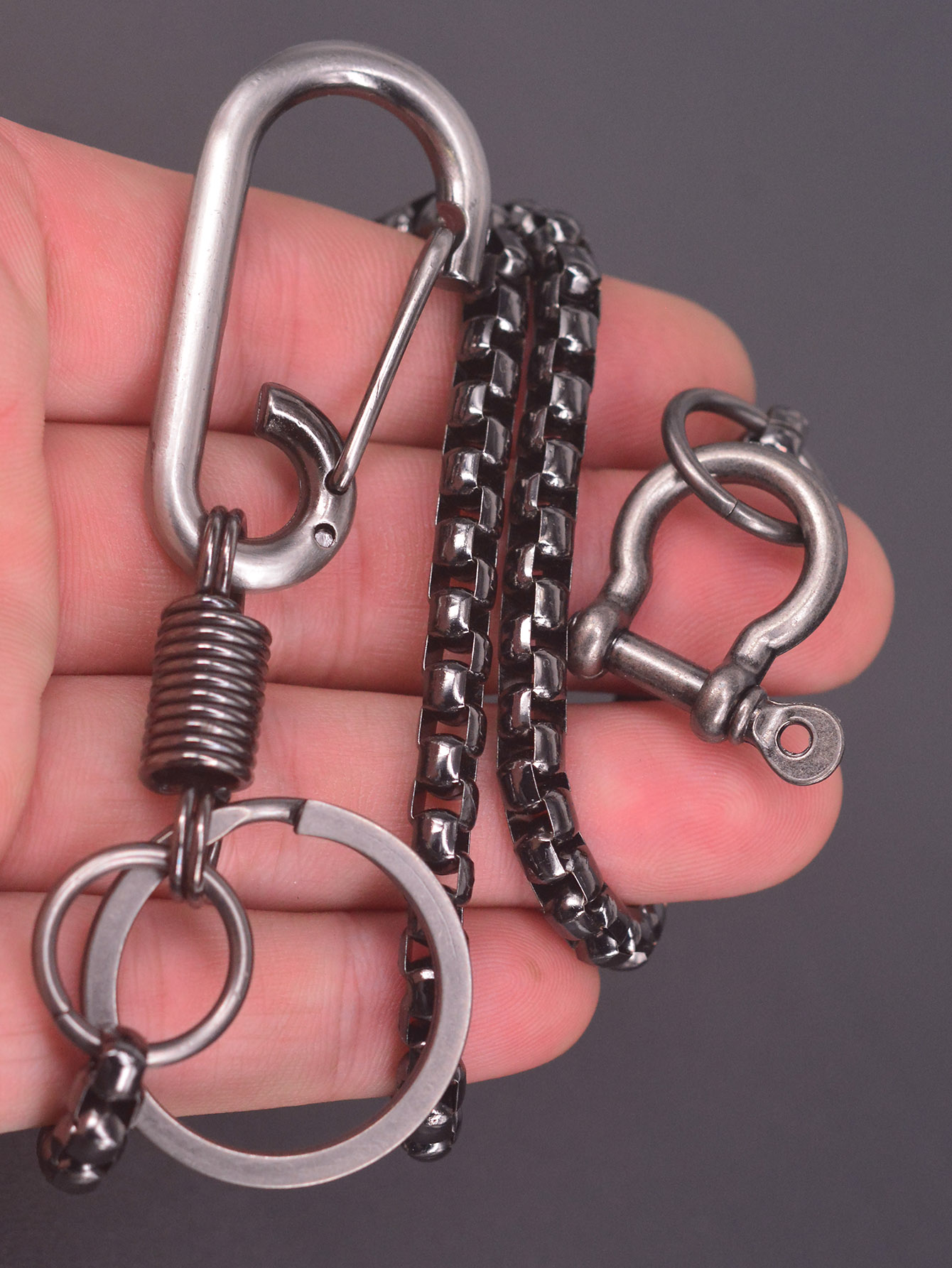 Portachiavi da Cintura Biker N - Edc Carry Clip recensione e prezzo