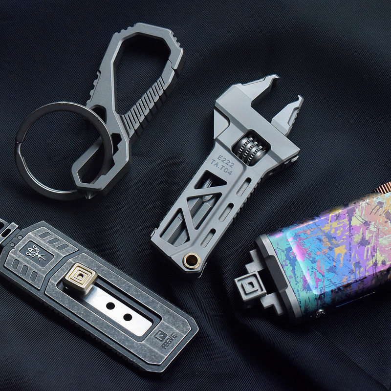 Chiave e Pinze in Lega di Tita - Edc Carry Pliers recensione e prezzo